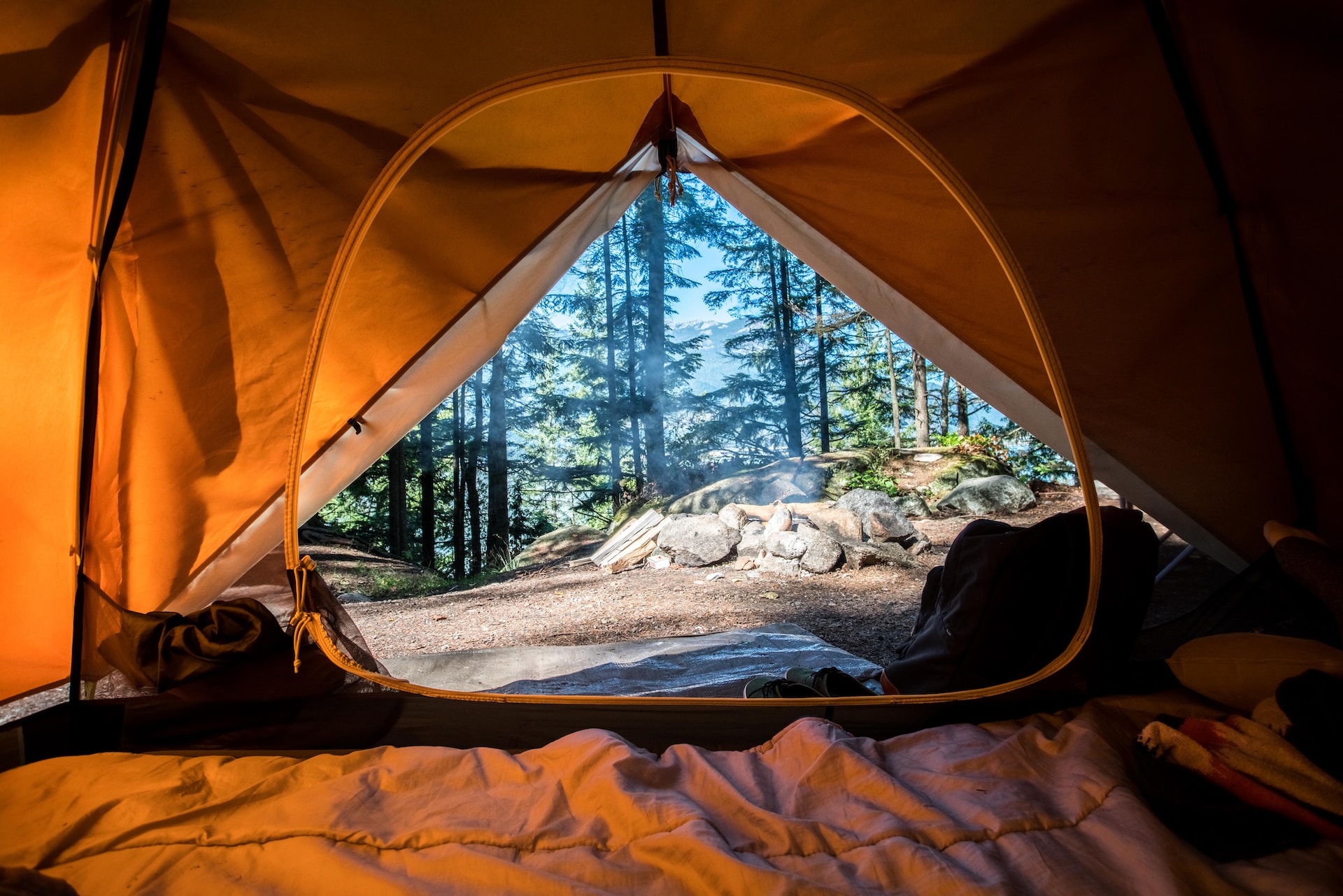 Read more about the article “Choosing the Right Camping Tent for Your Adventure”